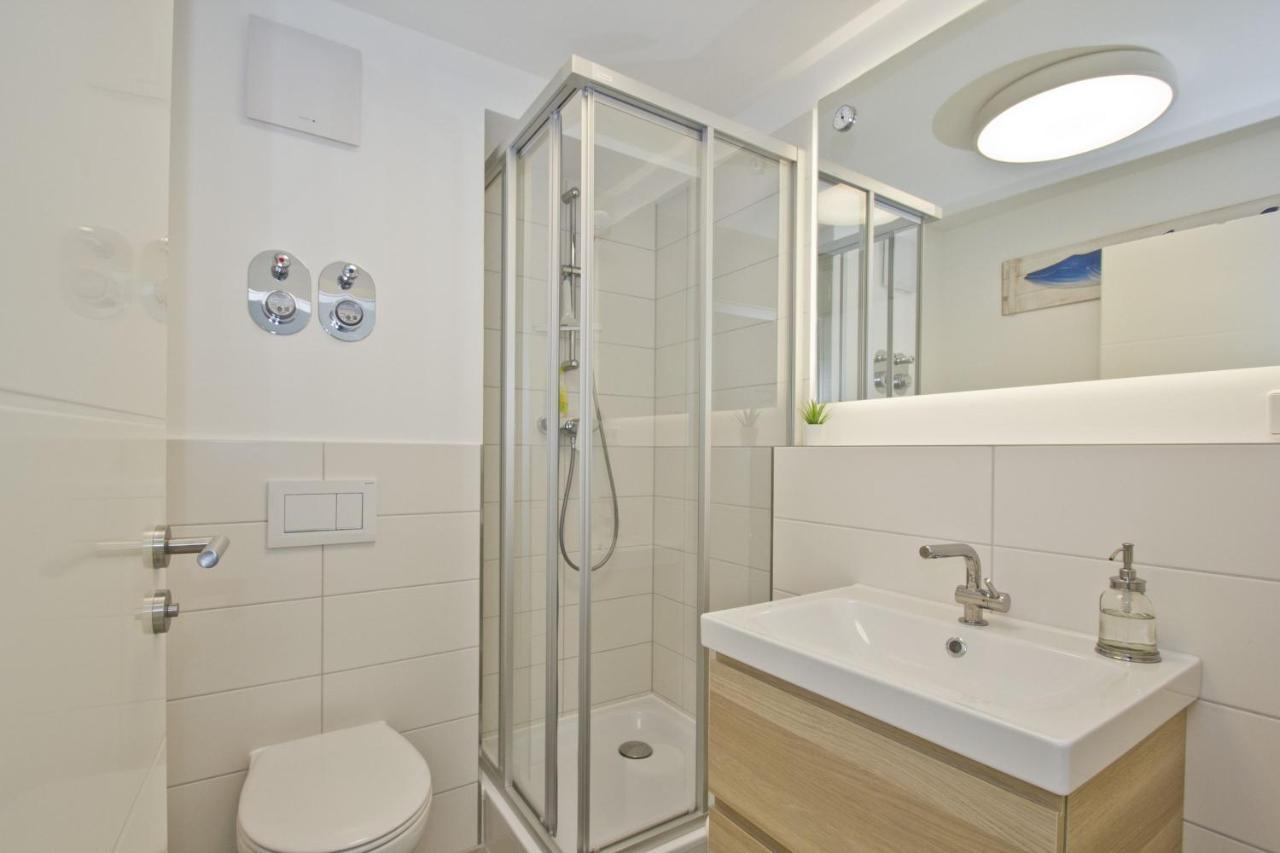 Ferienwohnung Mit Balkon Und Meerblick - Ferienresidenz Zwei Bodden Fewo 1-4 Lietzow Экстерьер фото